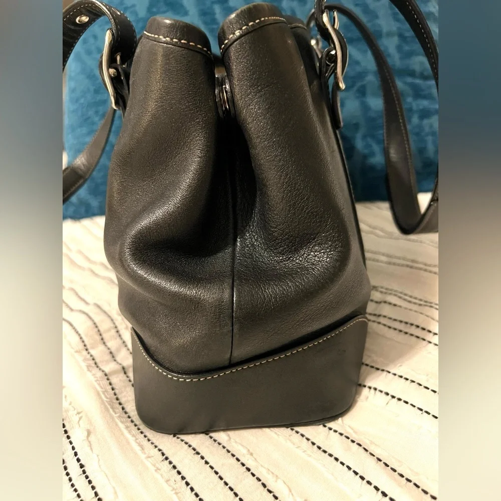 Vintage Coach Black Leather Bucket Handbag Purse No. M3S-7588 - Picture 12 of 12